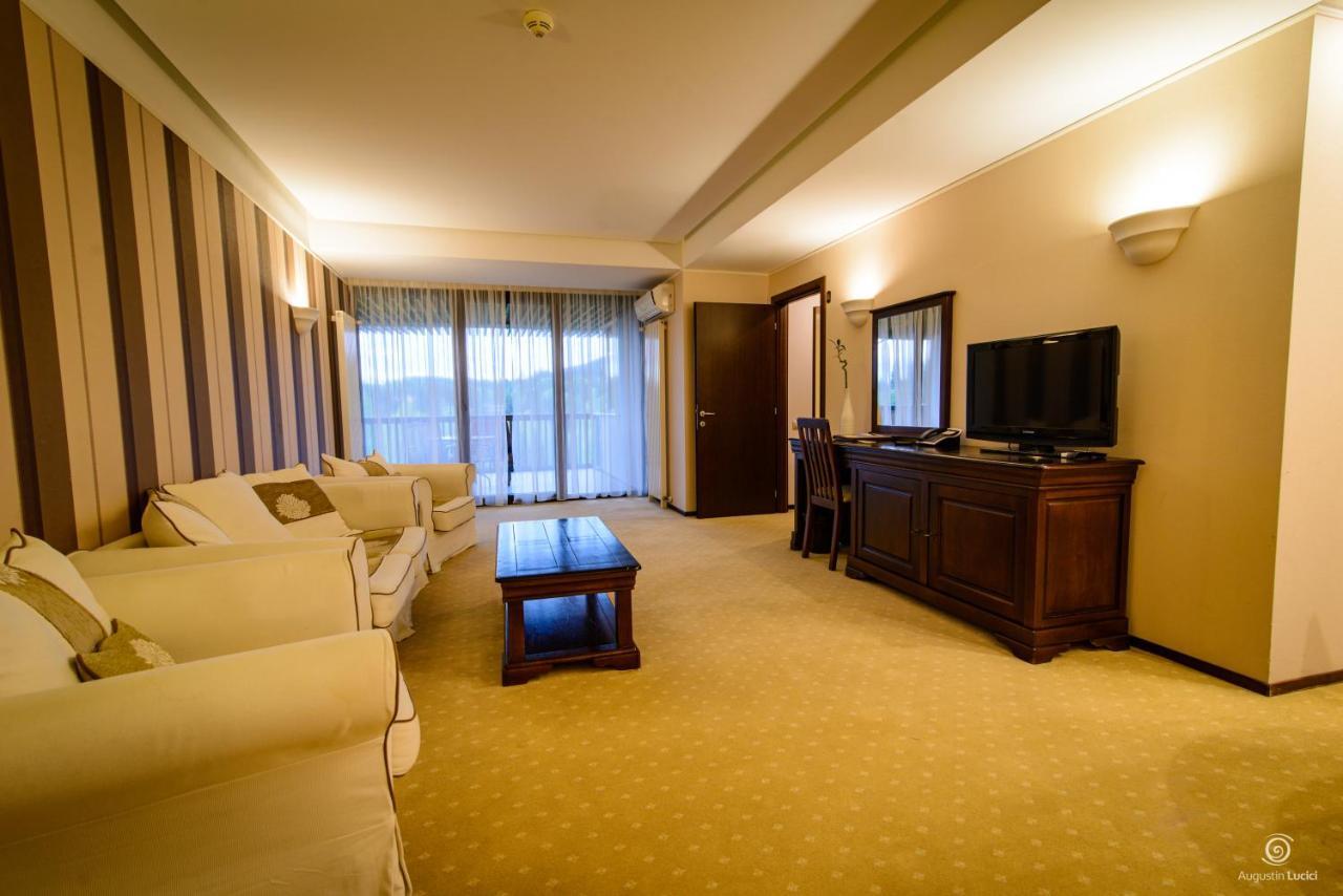 Apartament Alpin Resort Etaj 7 Poiana Braşov Dış mekan fotoğraf